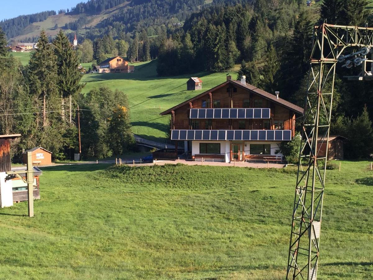 Kraehenberg Am Rande Der Wildnis Appartement Sibratsgfäll Buitenkant foto