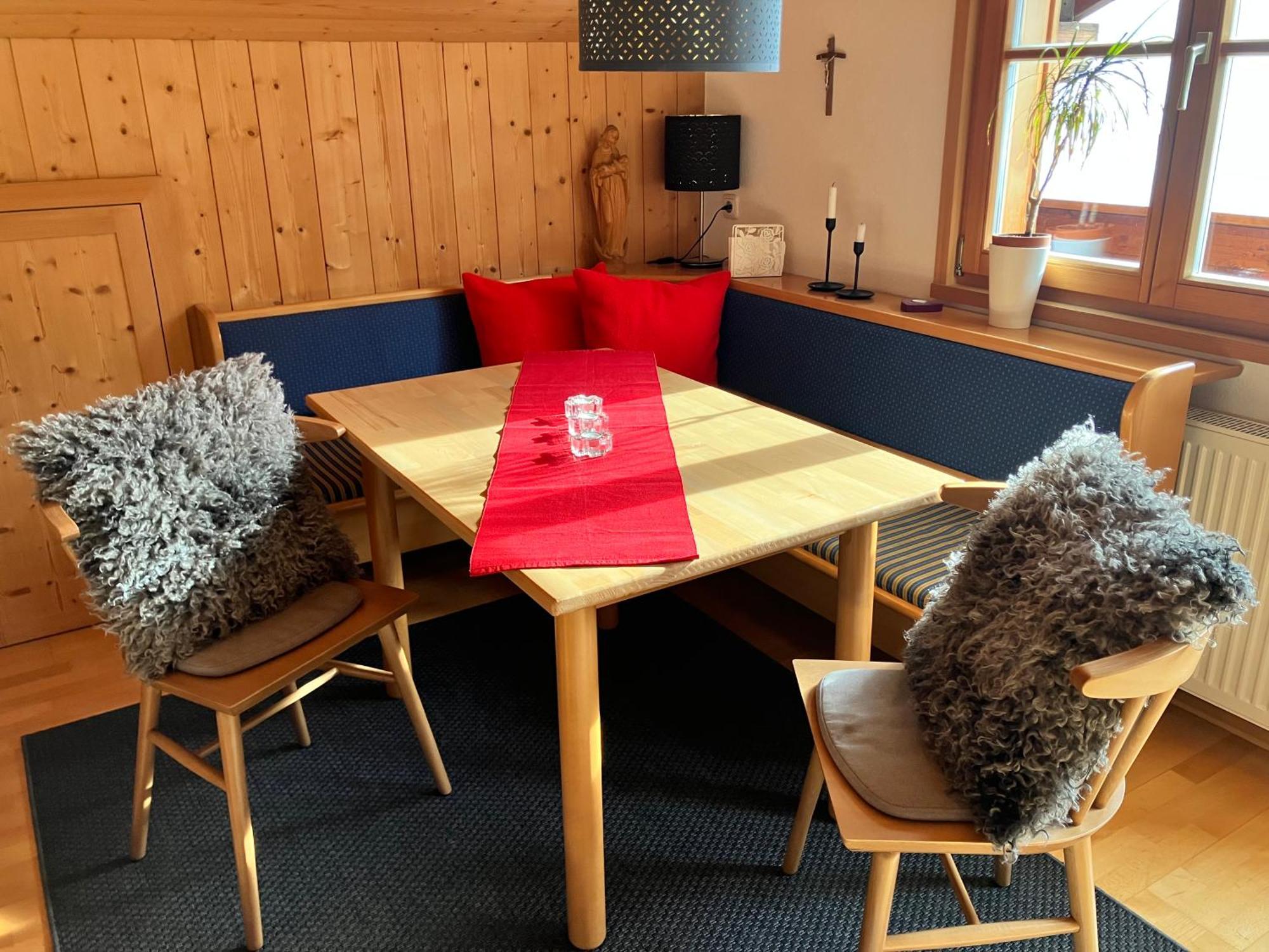 Kraehenberg Am Rande Der Wildnis Appartement Sibratsgfäll Buitenkant foto